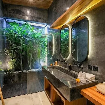 Suyai Villa Uluwatu Exterior photo