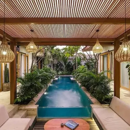 Suyai Villa Uluwatu Exterior photo